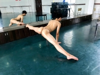 努力的芭蕾舞蹈生